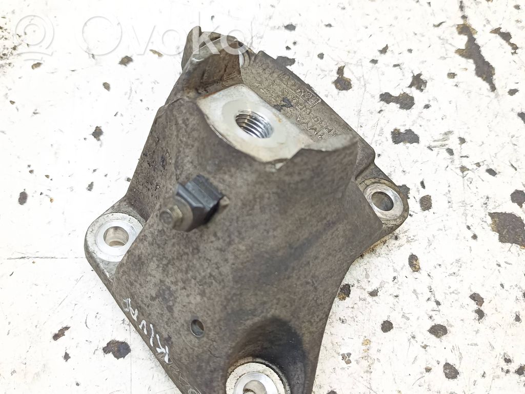 Ford Ranger Engine mounting bracket 