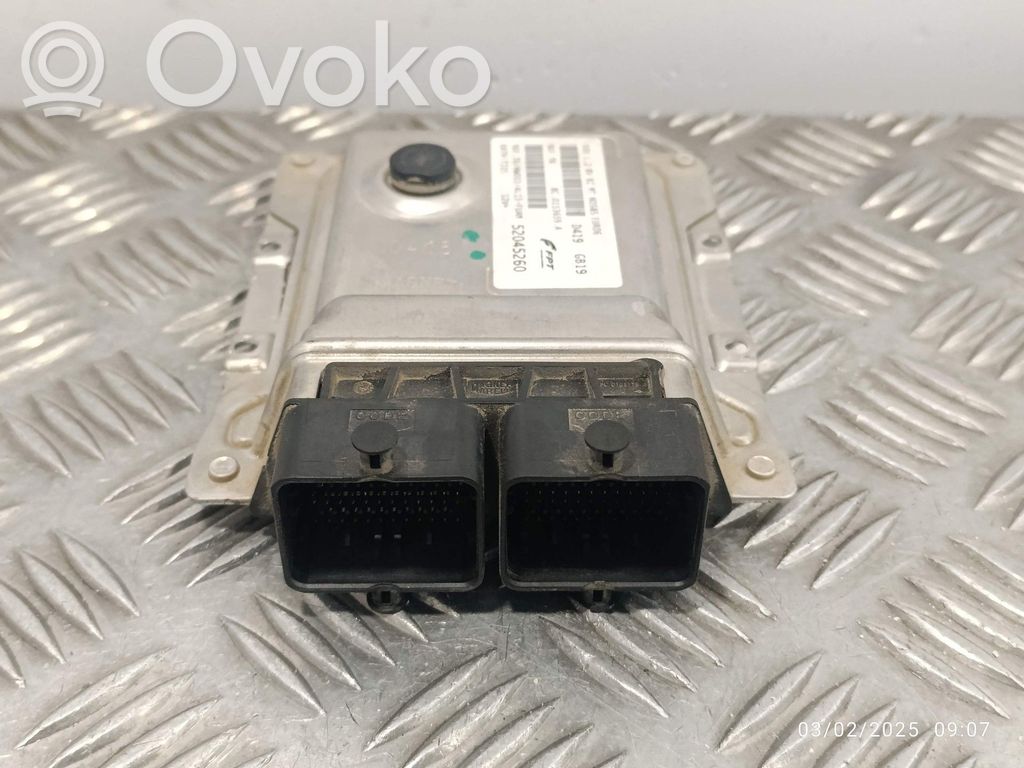Engine control unit/module   52045260,0153659A