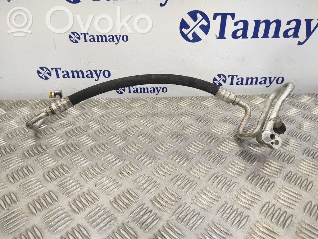 BMW X5 E53 Ilmastointilaitteen putki (A/C) 