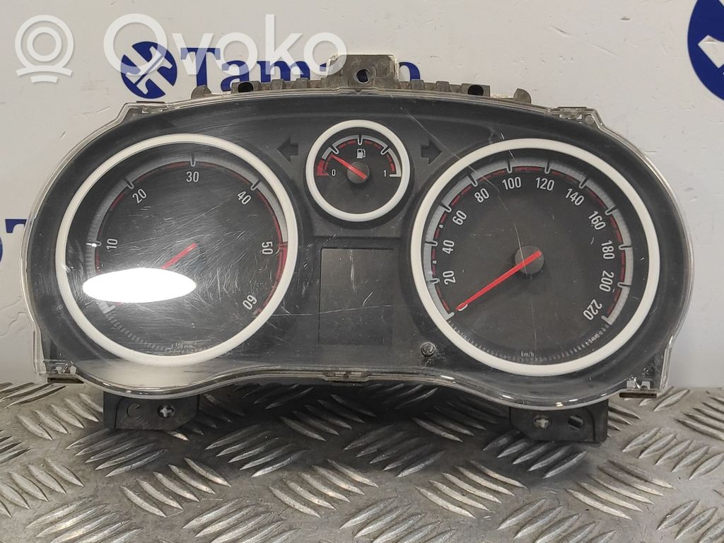 Opel Corsa C Vitezometru (grup de instrumente) 