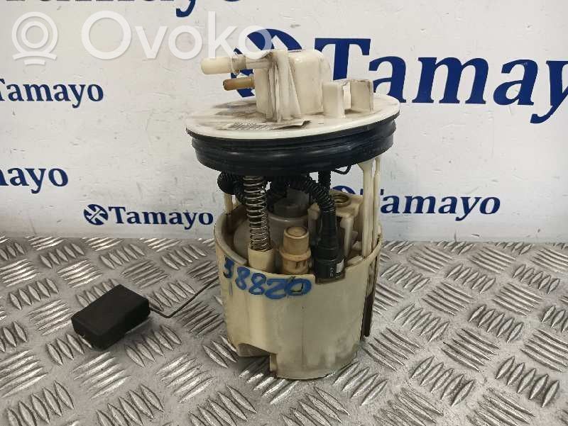 Bomba interna de combustible   100140C90