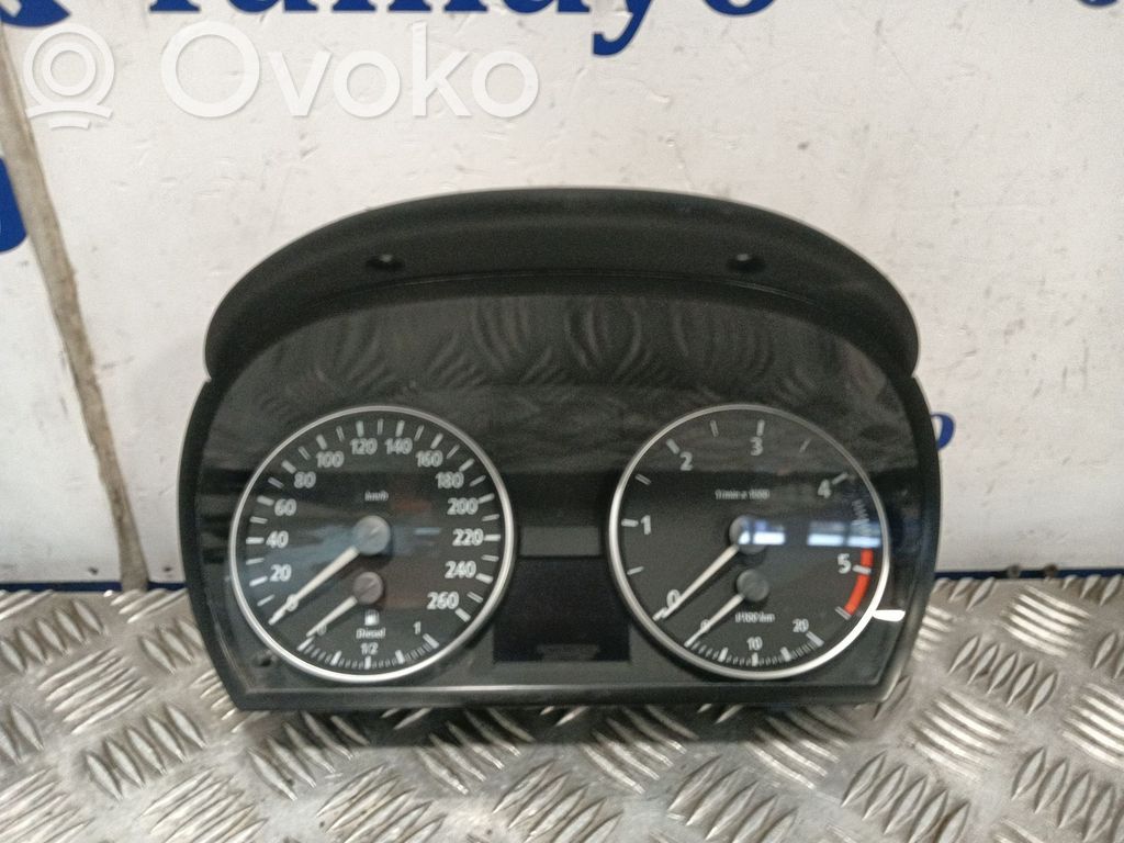 BMW 3 E90 E91 Spidometrs (instrumentu panelī) 