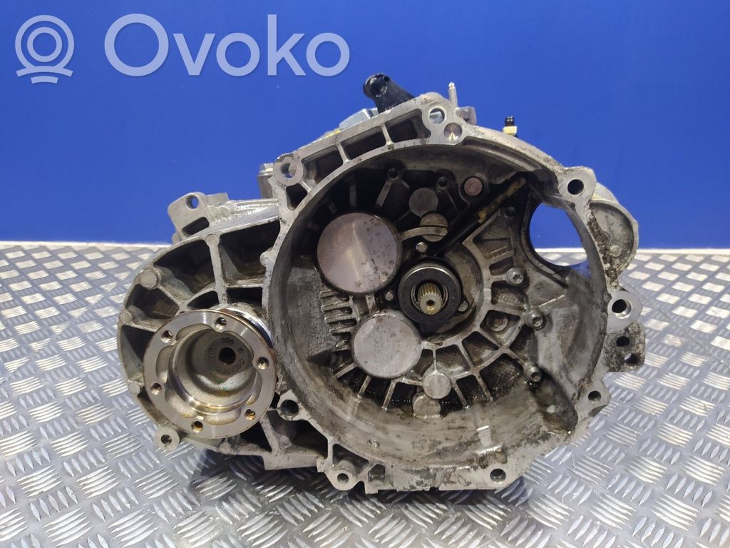 Volkswagen Passat Alltrack Manual 5 speed gearbox 