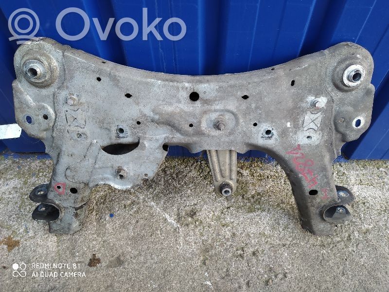 Renault Kangoo II Achsträger vorne 