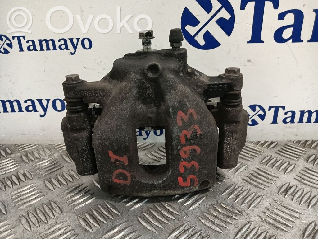 Toyota Auris 150 Передний суппорт 