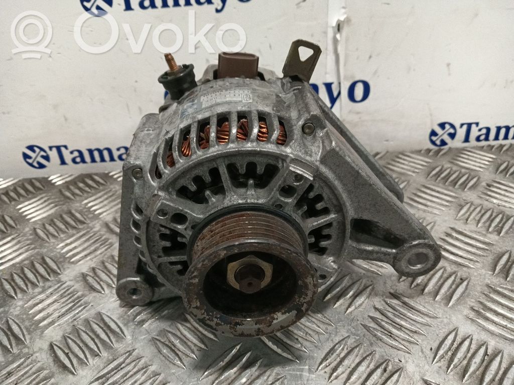 Toyota RAV 4 (XA10) Generatore/alternatore