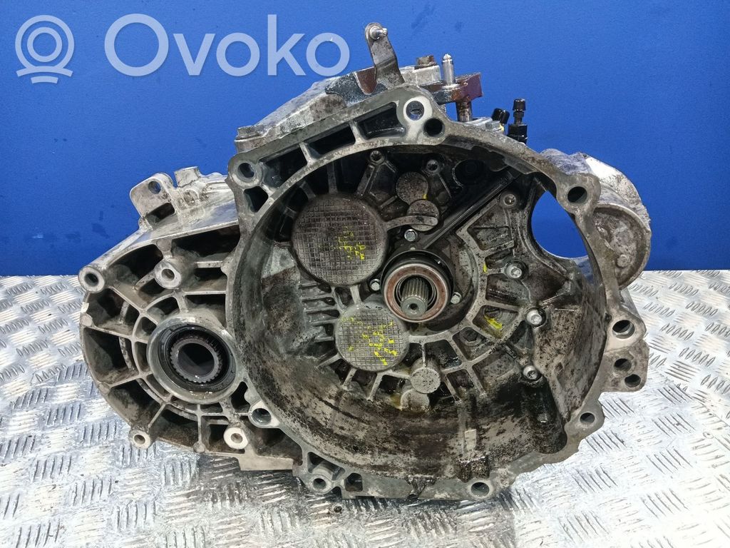 Audi A3 S3 8P Cutie viteze manuală cu 5 trepte 