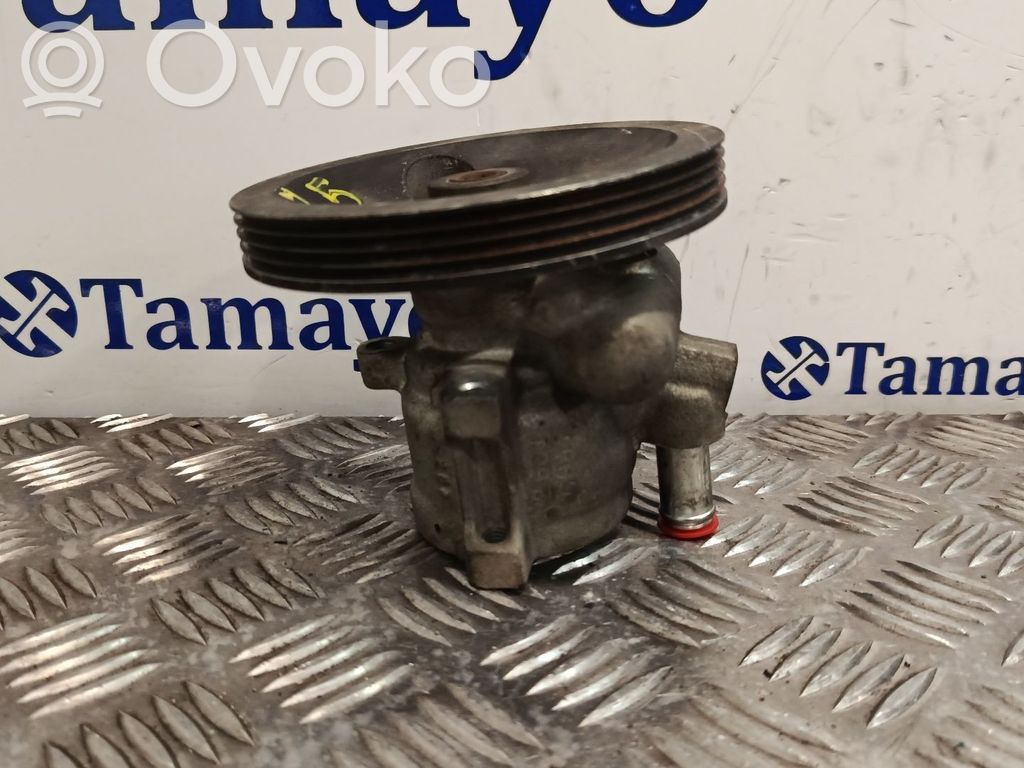 Renault Clio I Power steering pump 