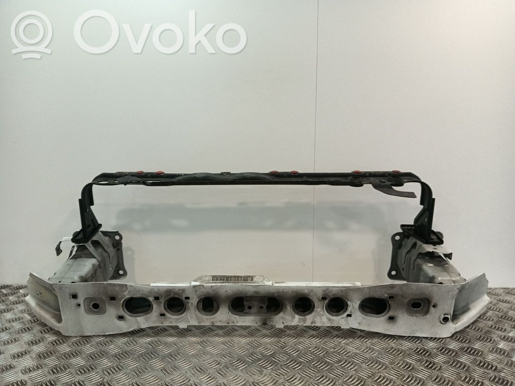 Ford C-MAX II Priekšpusē bampera turētājs 