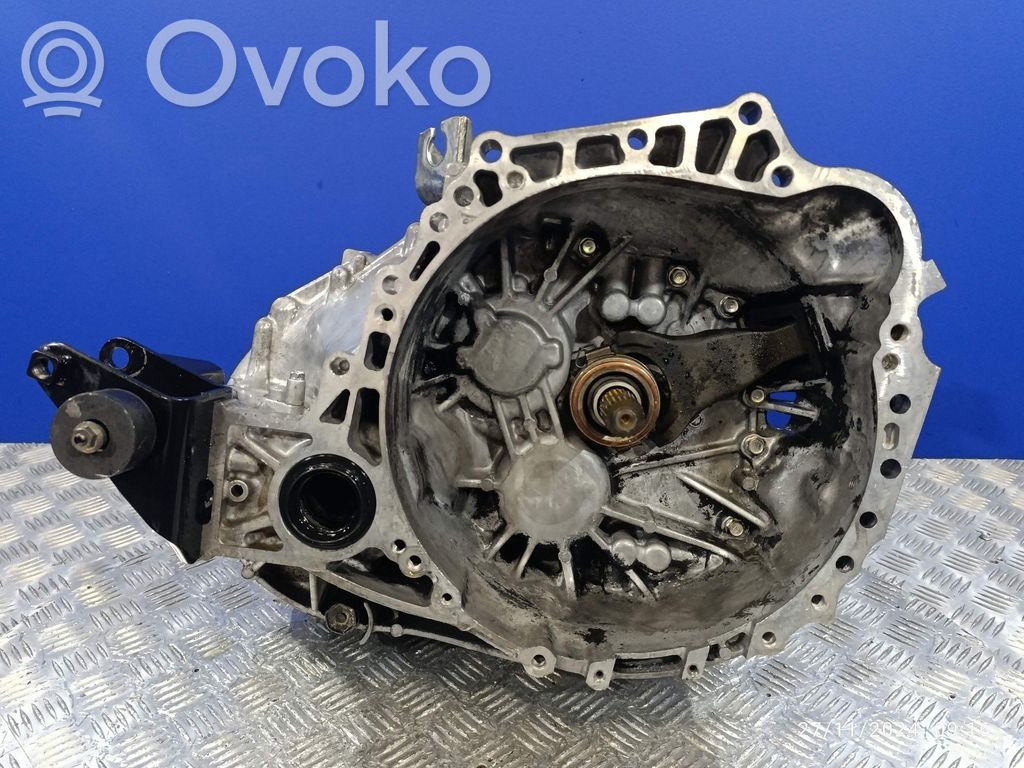Toyota Avensis T250 Scatola del cambio manuale a 5 velocità