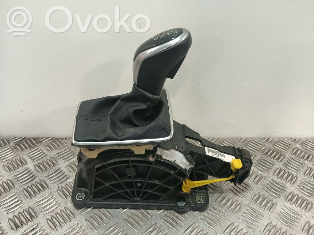 Volvo V40 Vaihdetanko 