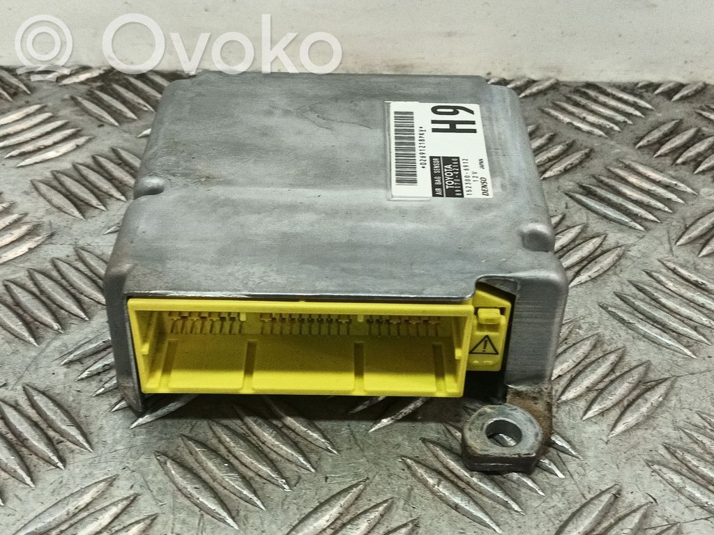Toyota RAV 4 (XA20) Centralina/modulo airbag 