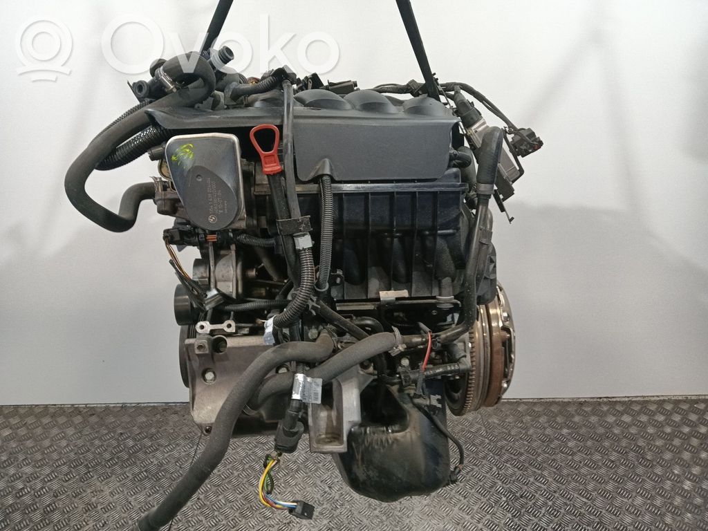 Dzinējs   N42B18A