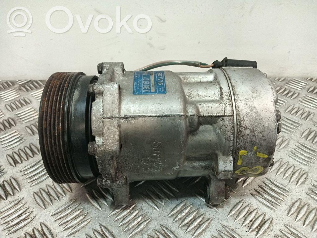 Skoda Octavia Mk1 (1U) Compressore aria condizionata (A/C) (pompa)