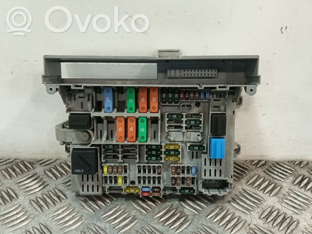 BMW 3 E90 E91 BSM Control unit