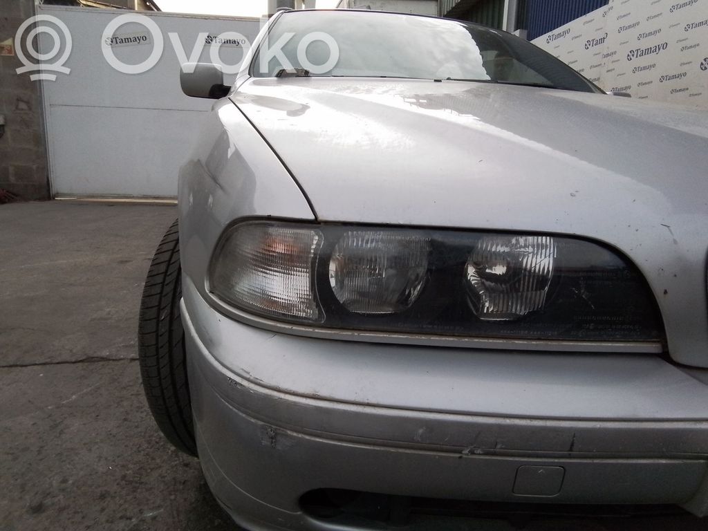 BMW 5 E39 Lampa przednia 