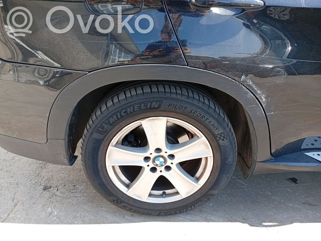 BMW X5 E70 Rear arch