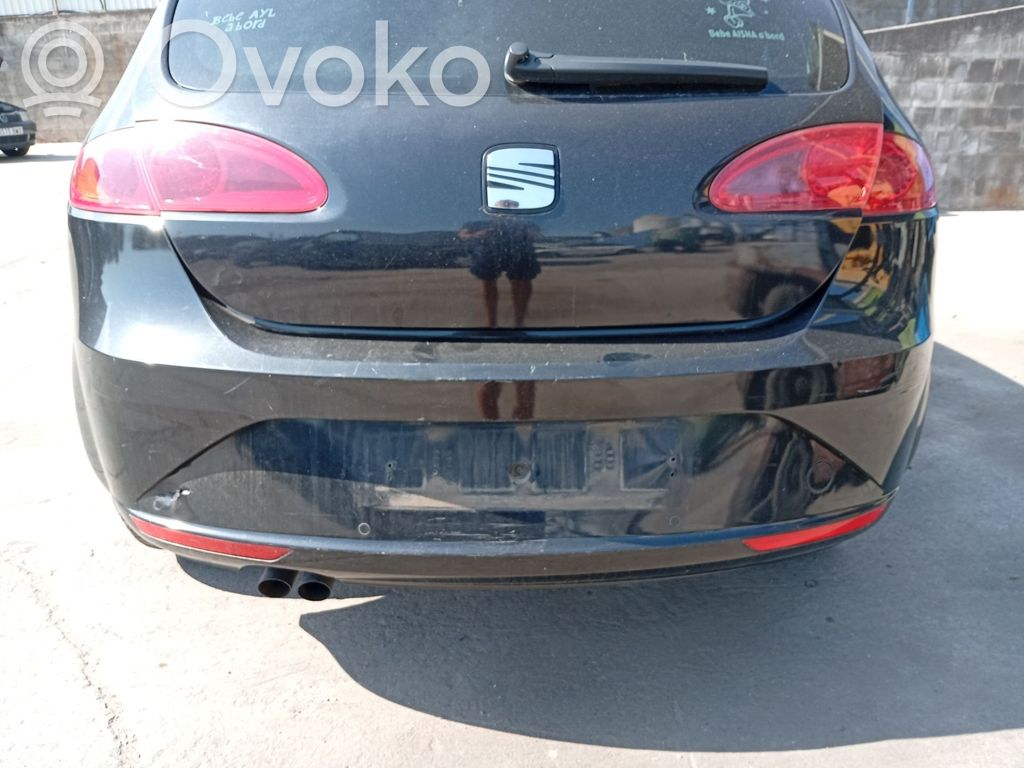 Seat Leon (1P) Uchwyt / Mocowanie zderzaka przedniego