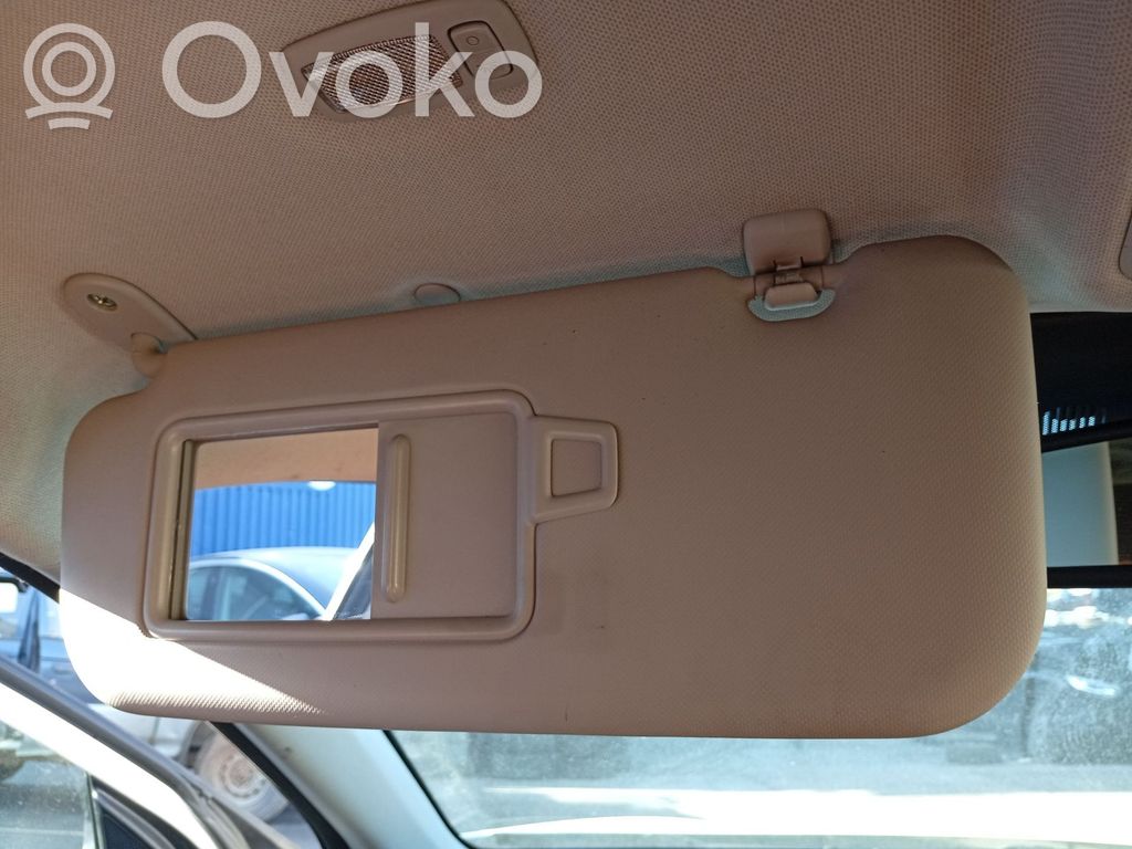 KIA Stonic Visera parasol