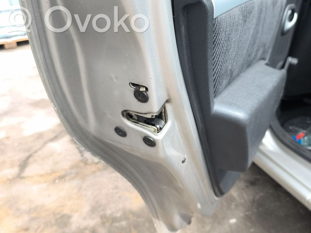 Dacia Sandero Takaoven lukko 