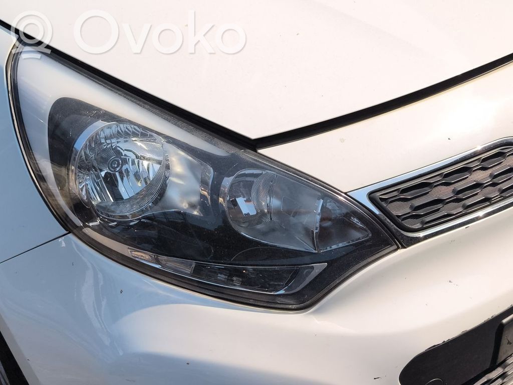KIA Rio Scheinwerfer