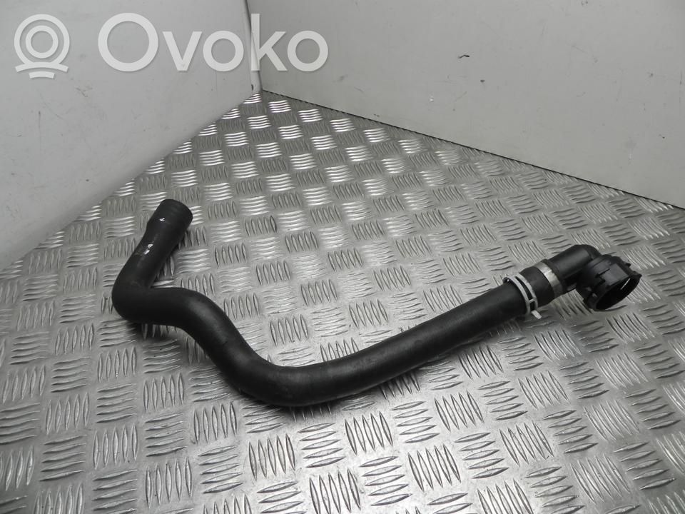 Ford Kuga II Engine coolant pipe/hose 