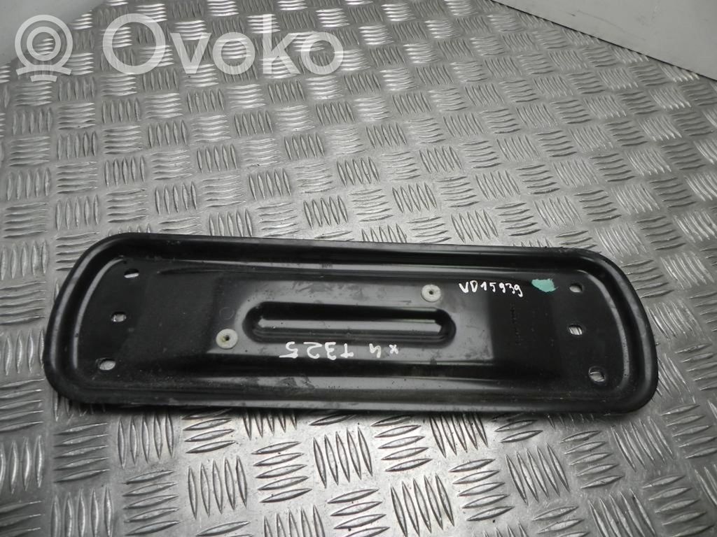 BMW 3 F30 F35 F31 Łapa / Mocowanie silnika 