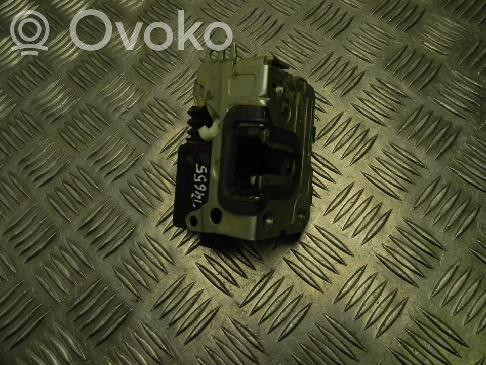 Dacia Duster Front door lock 