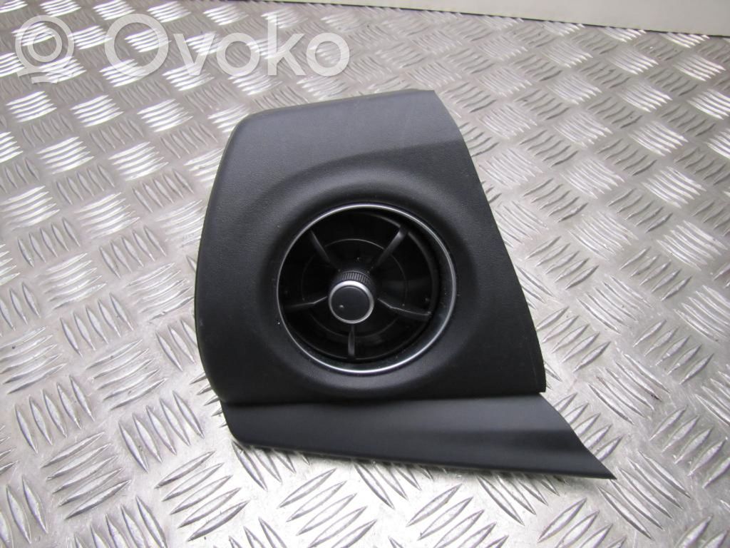Toyota Auris E180 Kratka nawiewu tylna tunelu środkowego 