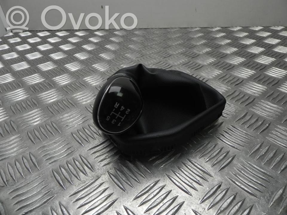 Ford B-MAX Pavarų perjungimo mechanizmas (kulisa) 