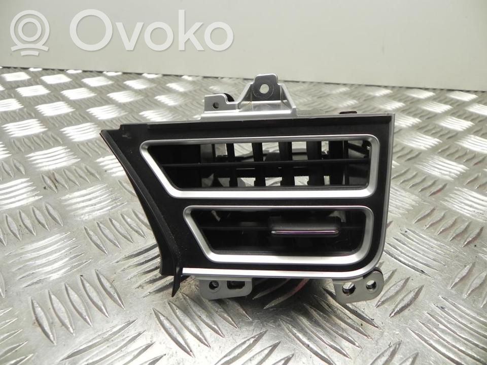 Tesla Model S Oro grotelės gale 