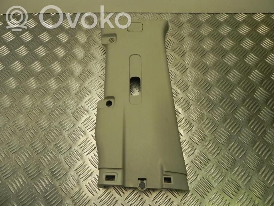 Osłona górna słupka / B   302103603,T1268,T1268