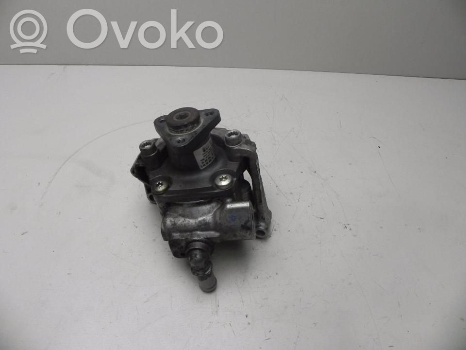Audi A5 8T 8F Servopumpe 