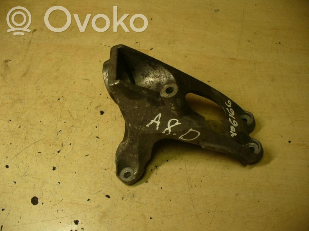 Audi A8 S8 D3 4E Engine mounting bracket 