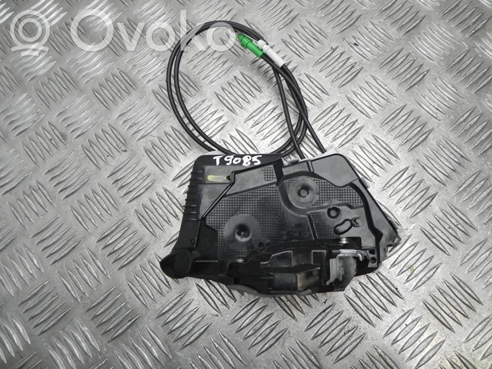 Toyota Yaris Etuoven lukko 