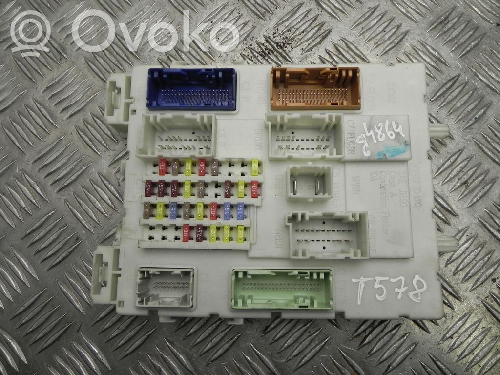 Mukavuusmoduuli   F1DT14014ALA,G4864,F1DT14A073DH,G4864