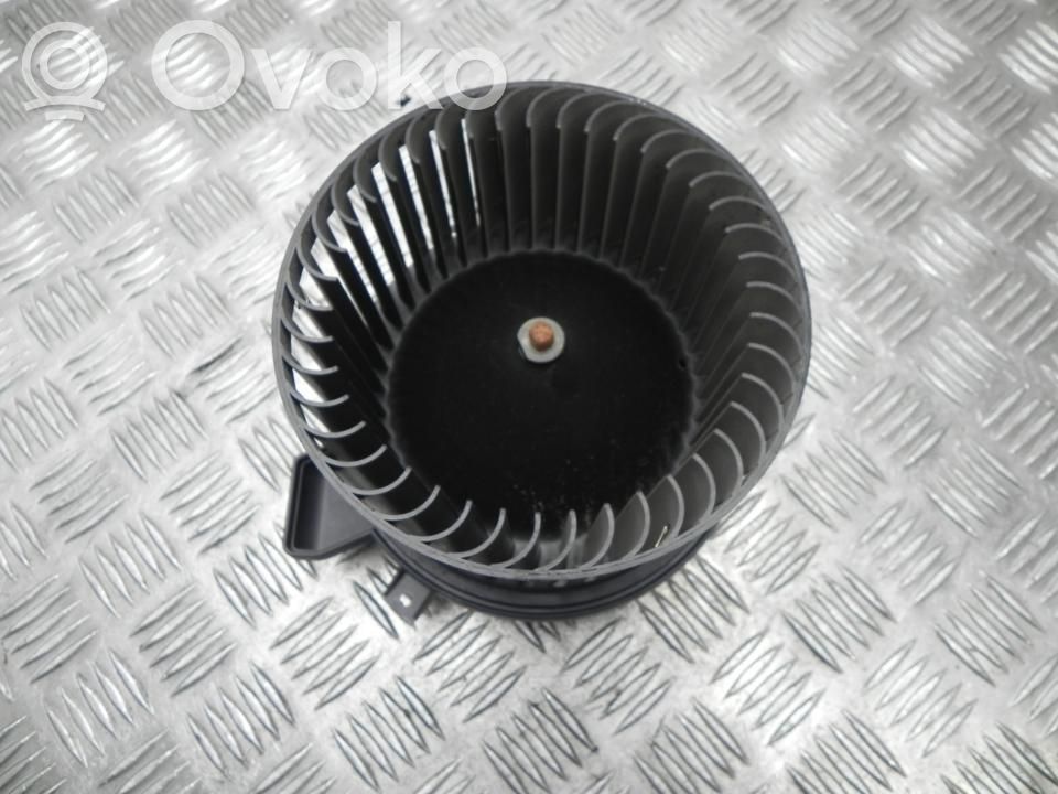 Tesla Model 3 Mazā radiatora ventilators 