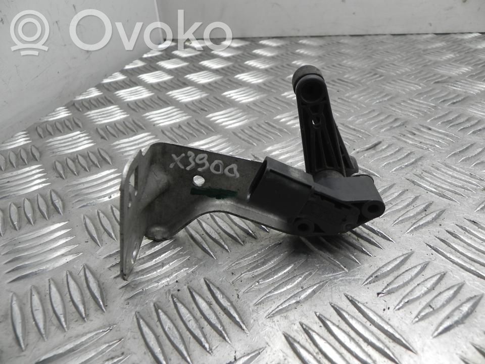 Tesla Model S Air suspension front height level sensor 