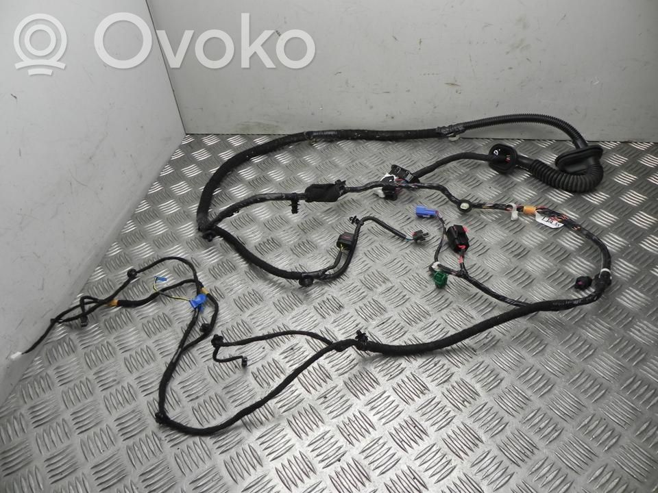 Tesla Model Y Otros cableados 