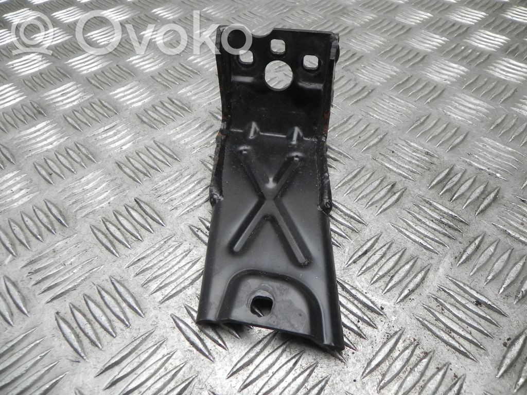Lamborghini LP 580-2 Suport răcitor supapă EGR 