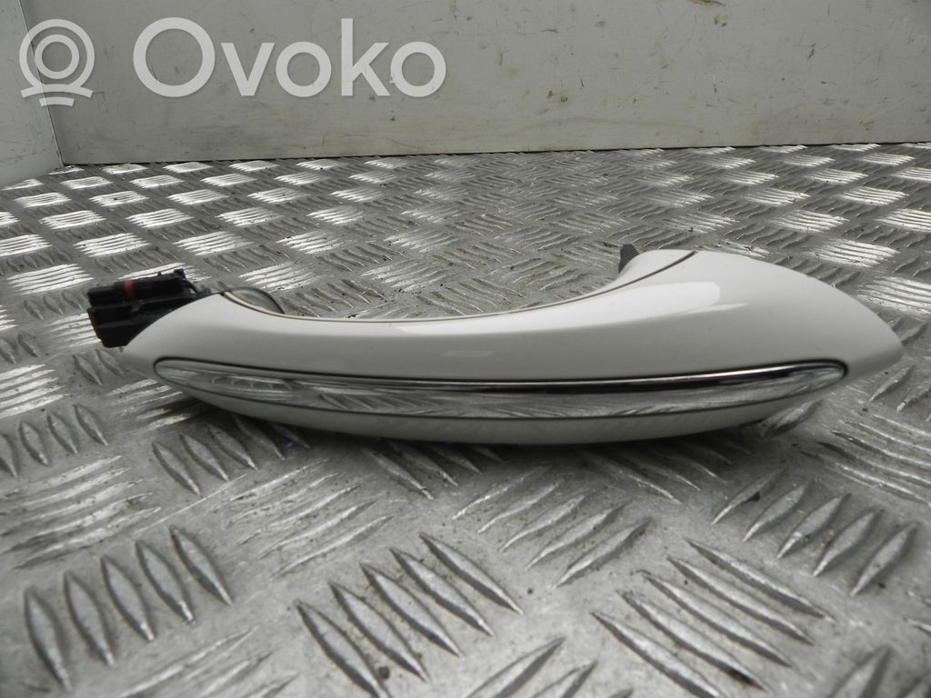BMW 5 F10 F11 Front door exterior handle 
