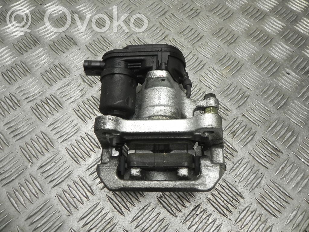 Hyundai Kona I Rear brake caliper 