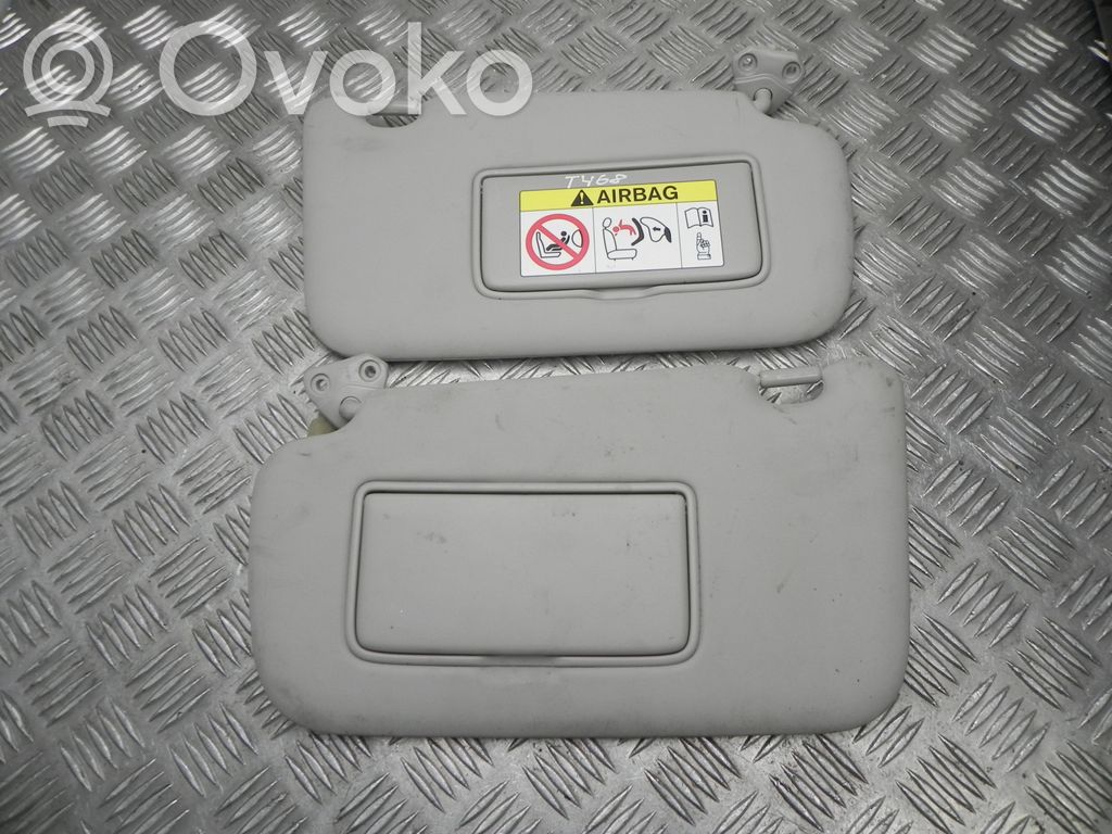 Nissan Leaf I (ZE0) Sun visor 