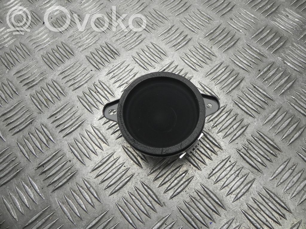 KIA Pro Cee'd III Front door high frequency speaker 
