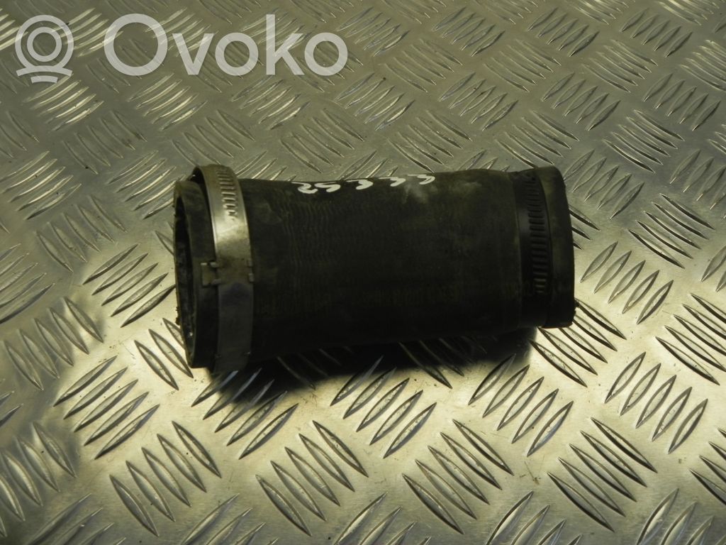 Skoda Superb B8 (3V) Tubo flessibile del liquido di raffreddamento del motore