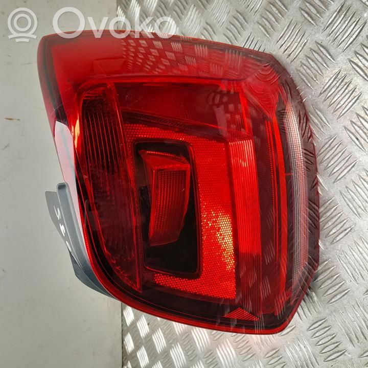 Volkswagen Polo V 6R Lampa tylna 