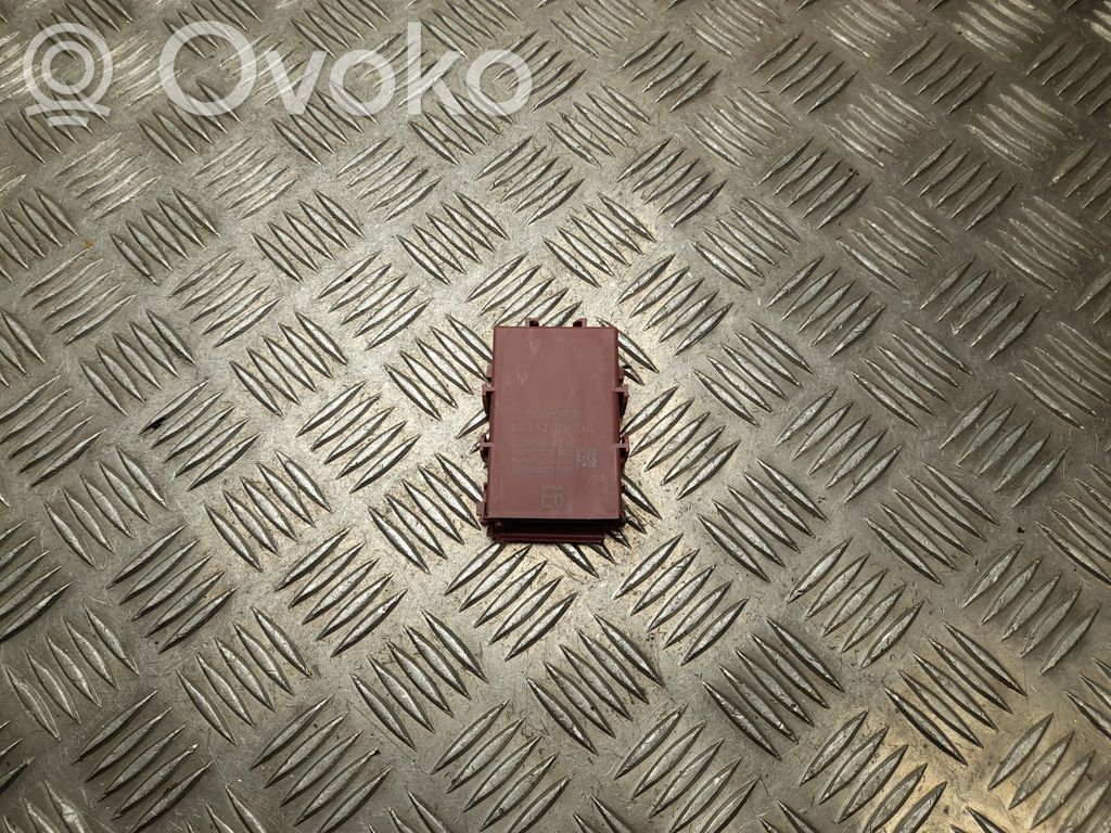 Other control units/modules   8911102030,G6217