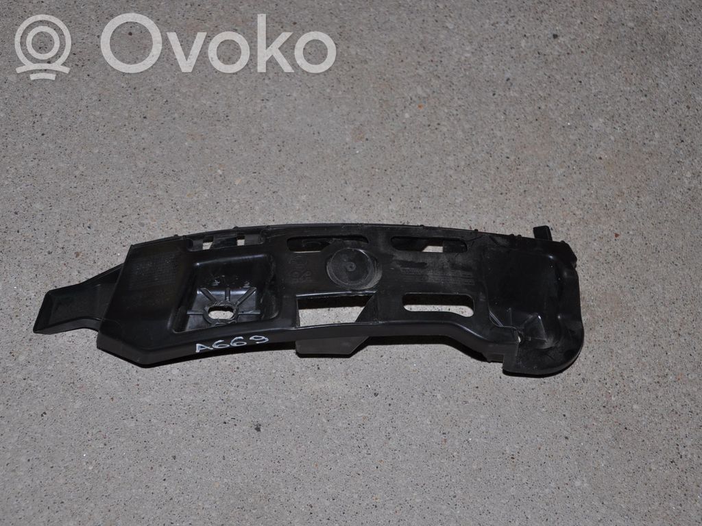 Skoda Superb B8 (3V) Soporte de montaje del parachoques trasero