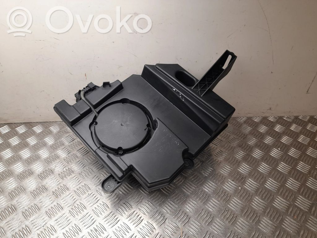 Audi Q7 4M Altavoz subwoofer 