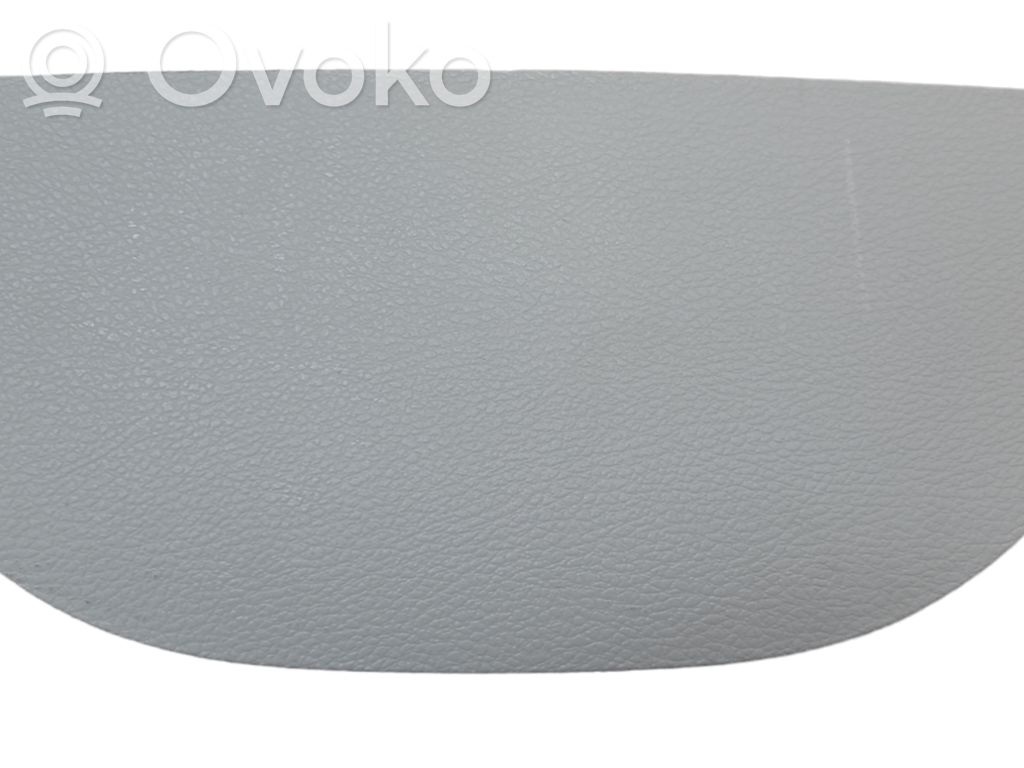 Chrysler Pacifica Verkleidung Heckklappe 